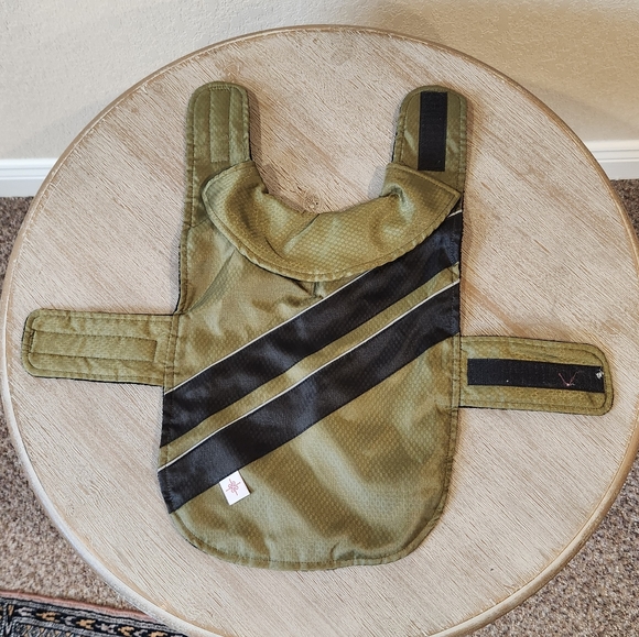 Good 2 Go Other - Good 2 Go Green Dog Coat- Size Small